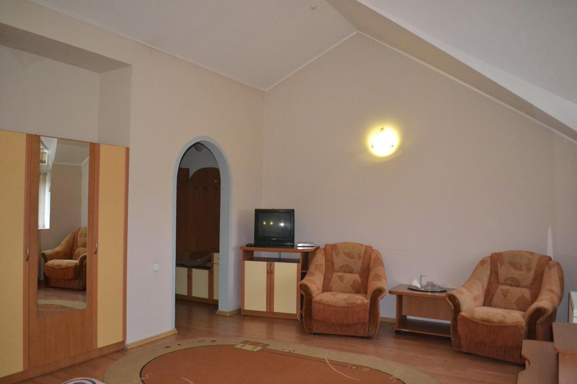 Zabava Guest House อิวาโน-ฟรานกิฟสเก ห้อง รูปภาพ