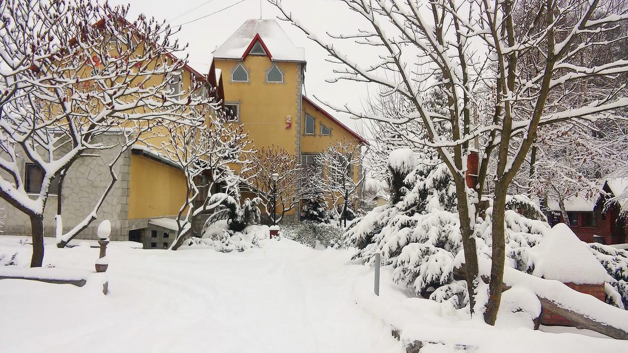 Zabava Guest House อิวาโน-ฟรานกิฟสเก ภายนอก รูปภาพ