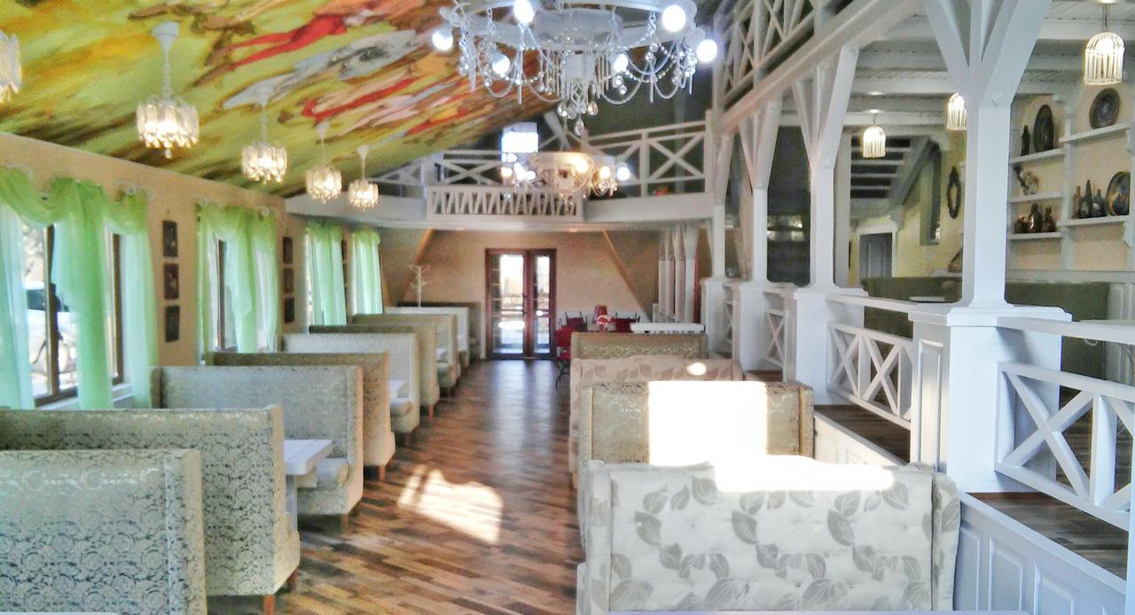 Zabava Guest House อิวาโน-ฟรานกิฟสเก ภายนอก รูปภาพ